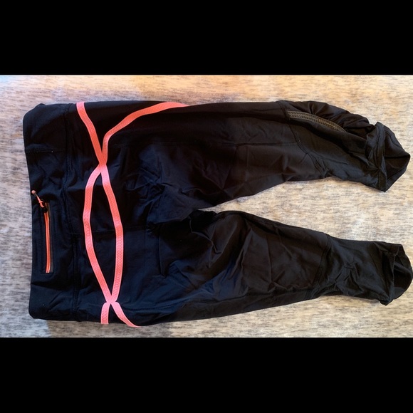 Lululemon - Picture 2 of 5